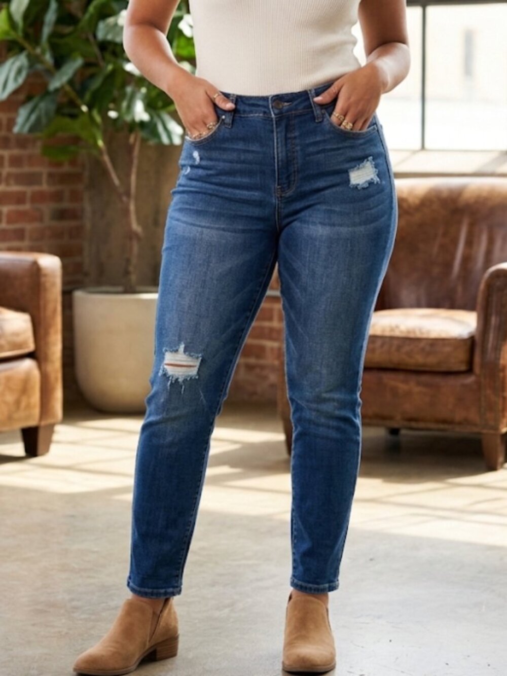 Judy Blue Slim Fit Jeans Distressed Ripped Medium Wash Blue Stretch Denim Sz 14W